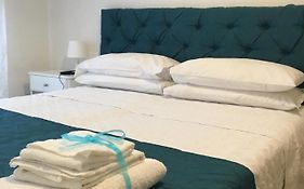 Home Pilastri Apartament